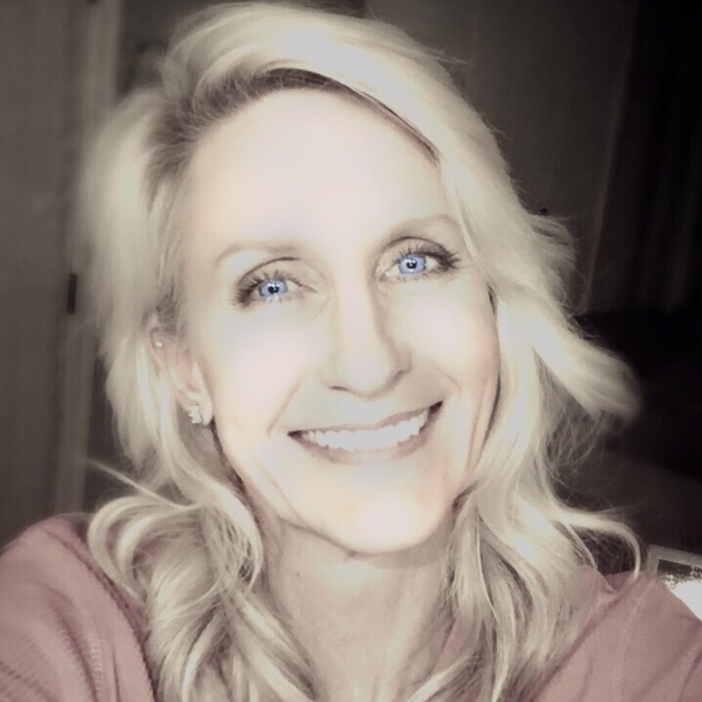 Meet your Posher, Julie
